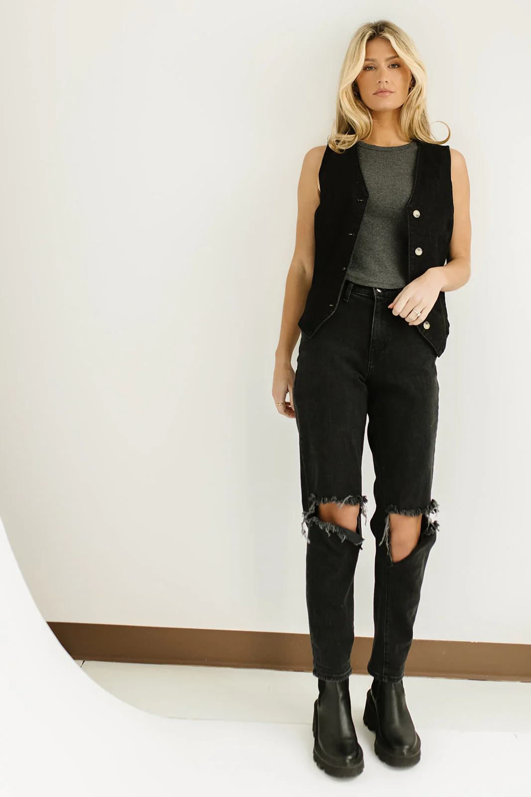 aura button down denim vest // black - Image 12