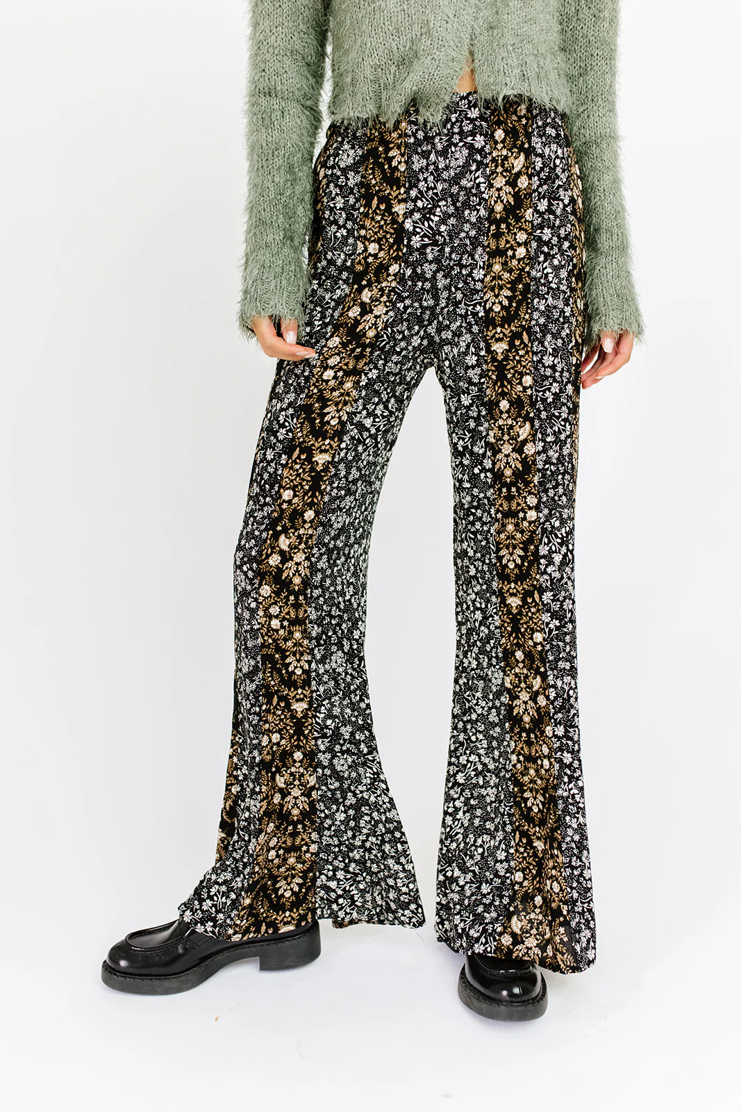 carla floral flare pants - Image 2