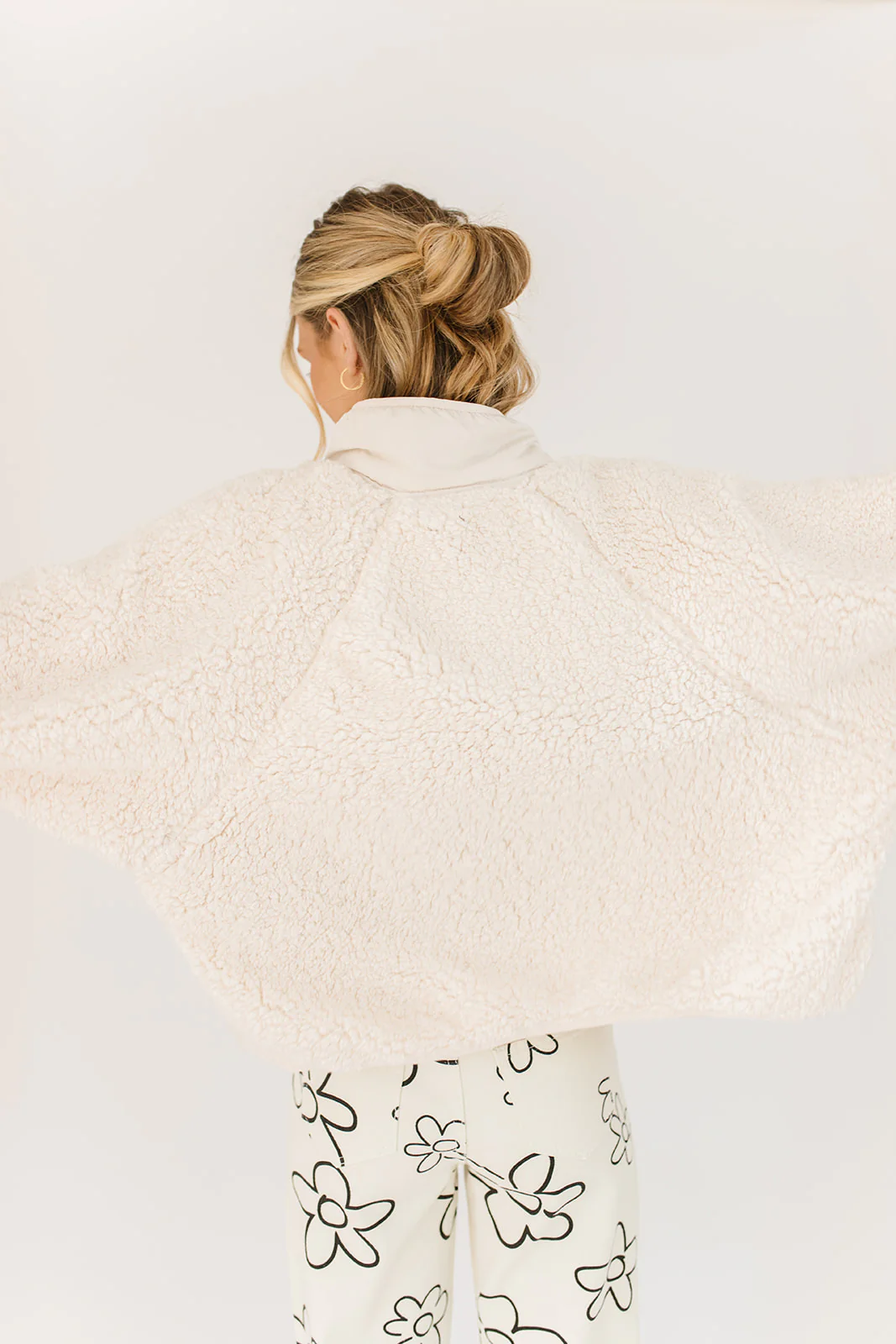 check me out sherpa jacket // cream *restocked* - Image 15