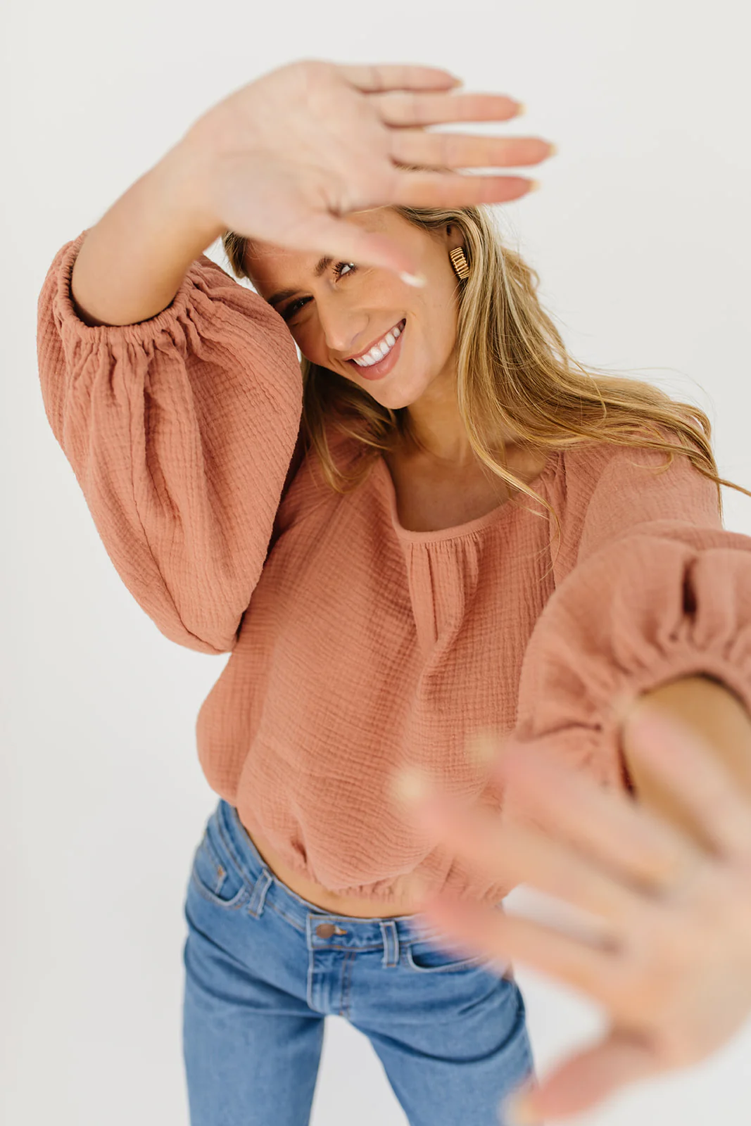 frame top // faded coral - Image 16