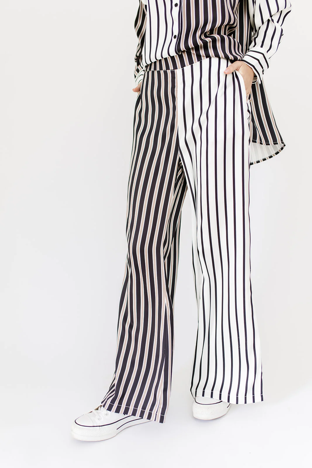 need to know striped set - Image 12