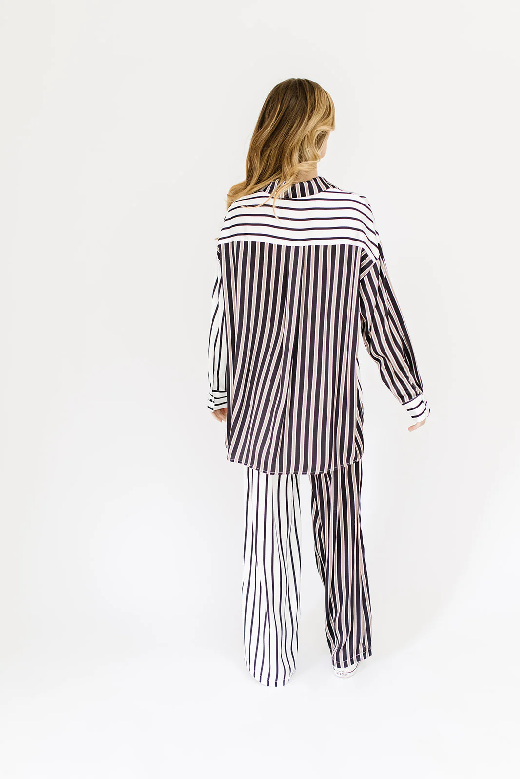 need to know striped set - Image 9