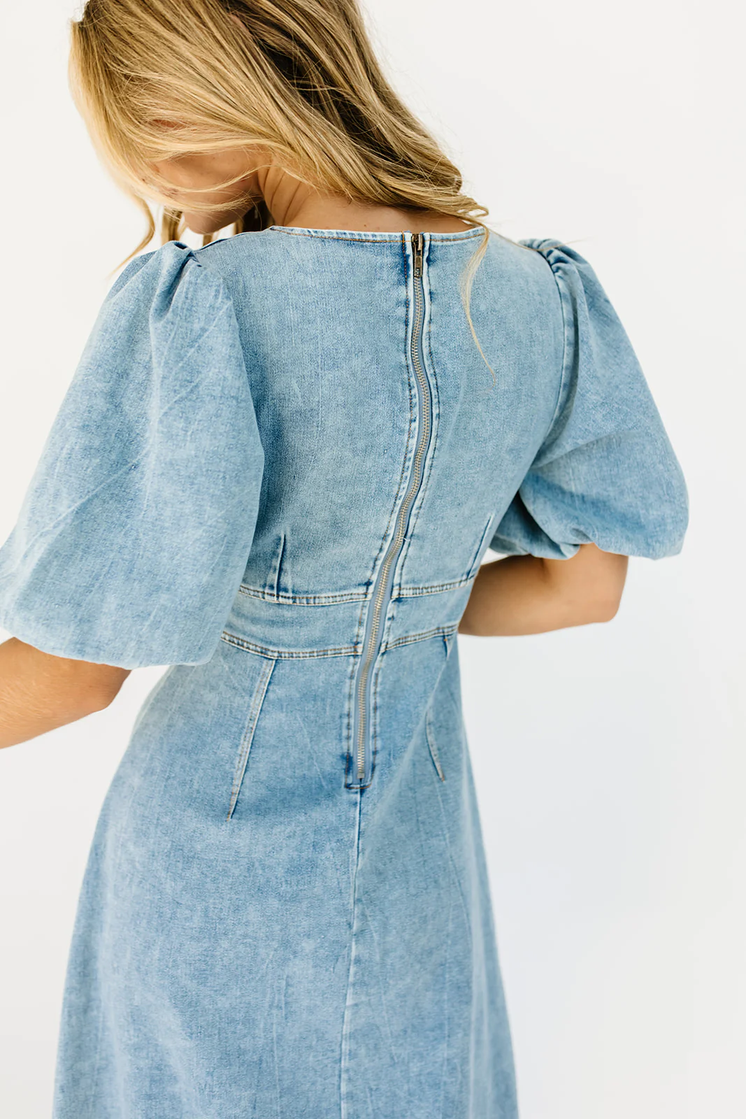 sara beth denim midi dress *restocked* - Image 12