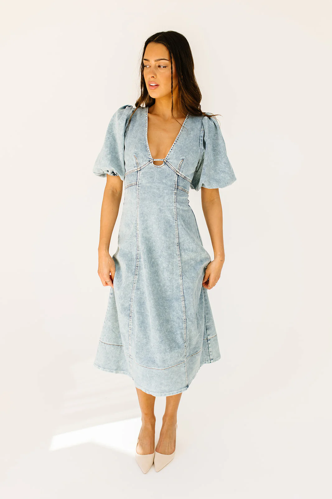 sara beth denim midi dress *restocked* - Image 19