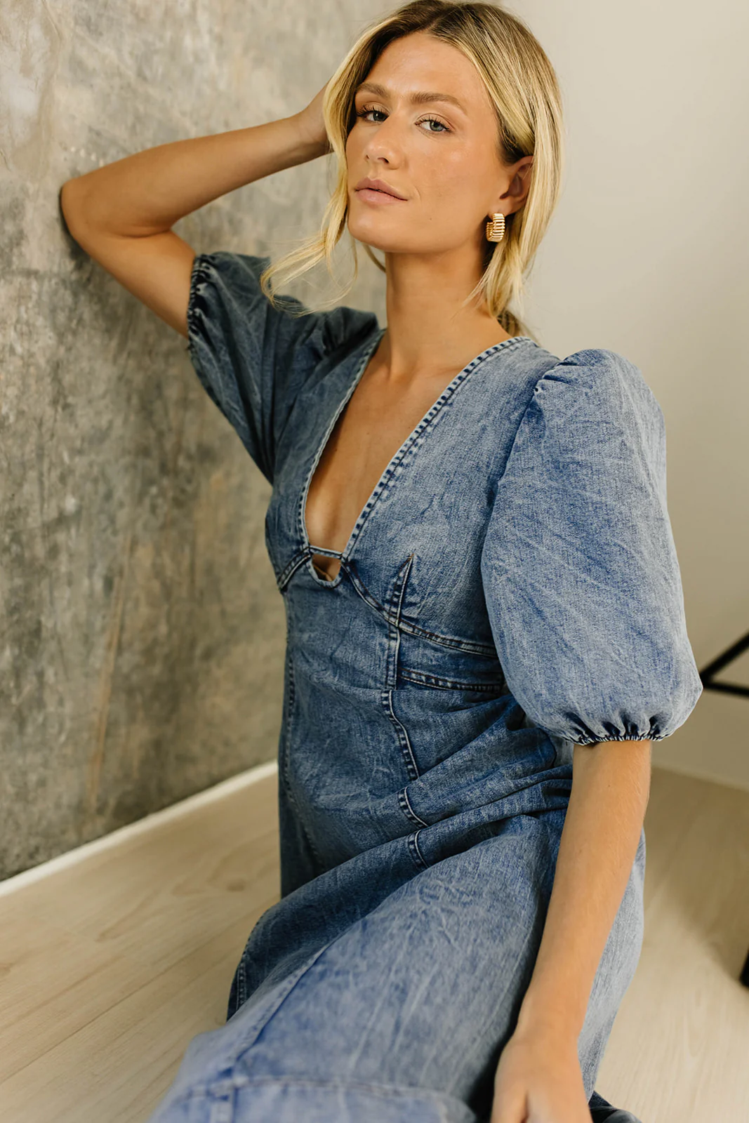 sara beth denim midi dress *restocked* - Image 33
