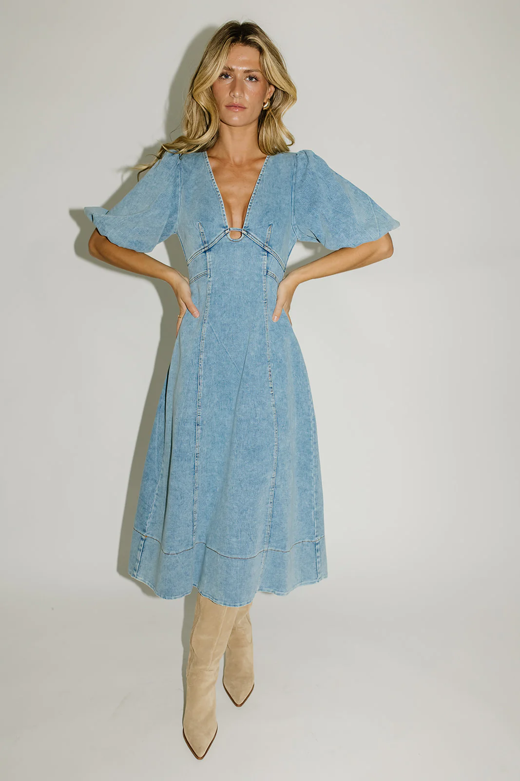 sara beth denim midi dress *restocked* - Image 7